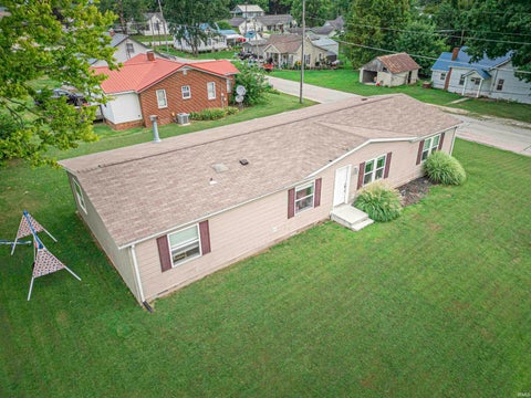 Tiny photo for 305 Queen Street, Loogootee, IN 47553 (MLS # 202632869)