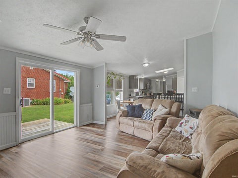 Tiny photo for 305 Queen Street, Loogootee, IN 47553 (MLS # 202632869)