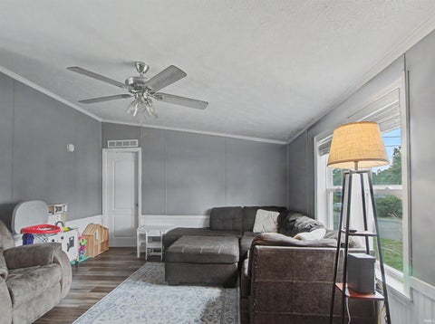 Tiny photo for 305 Queen Street, Loogootee, IN 47553 (MLS # 202632869)
