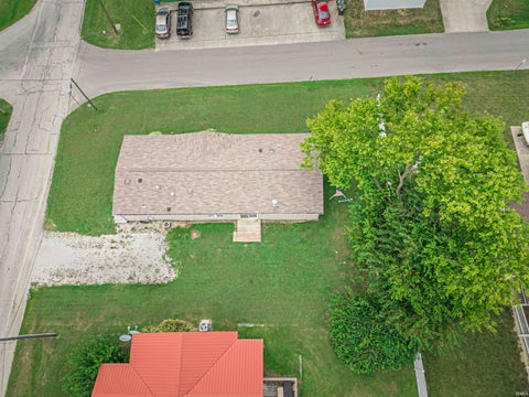 Tiny photo for 305 Queen Street, Loogootee, IN 47553 (MLS # 202632869)