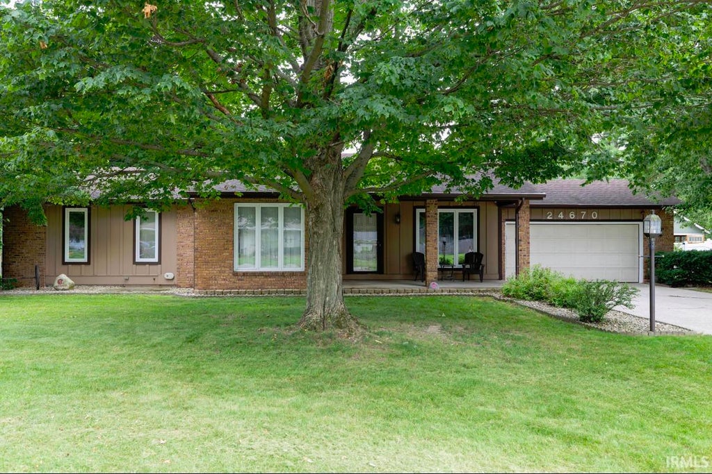 Photo of 24670 Aric Way, Elkhart, IN 46517 (MLS # 202636854)