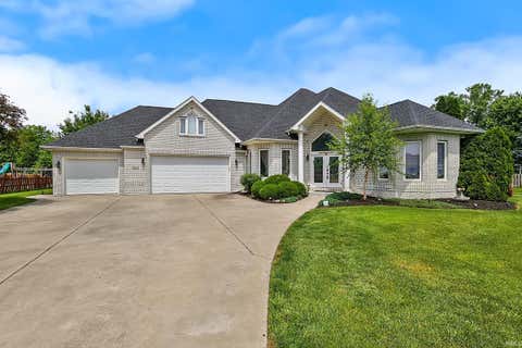 Photo of 481 Cormorant Court, Lafayette, IN 47909 (MLS # 202621824)