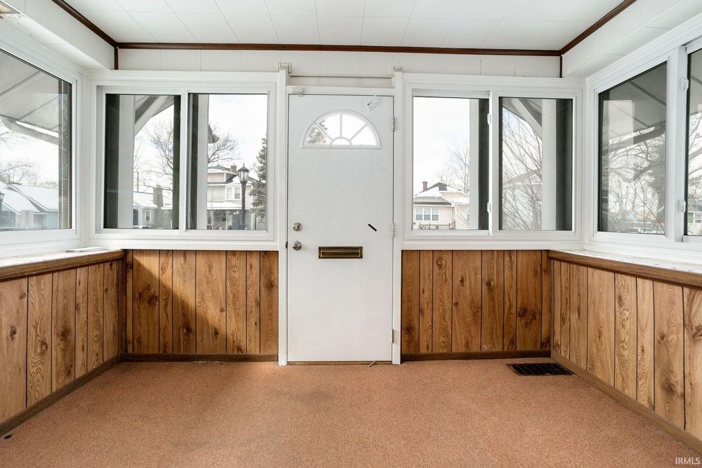 Photo of 1238 Diamond Avenue, South Bend, IN 46628 (MLS # 202608266)