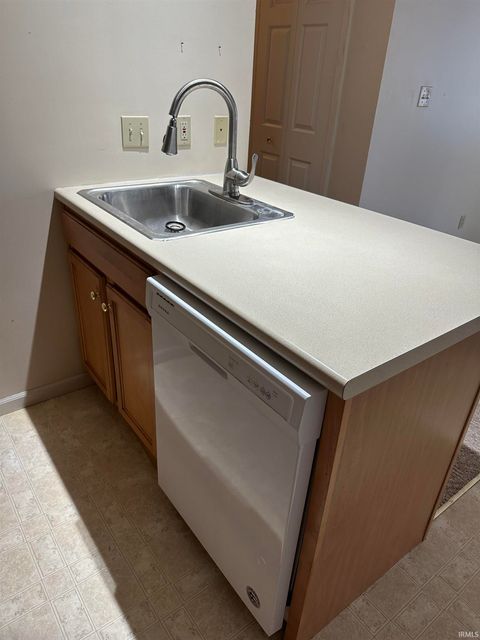 Tiny photo for 802 Walnut Ridge East, Logansport, IN 46947 (MLS # 202538199)