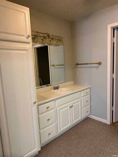 Tiny photo for 802 Walnut Ridge East, Logansport, IN 46947 (MLS # 202538199)
