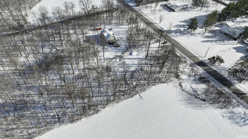 Photo of 8121 Rothman Road, Fort Wayne, IN 46835 (MLS # 202548229)