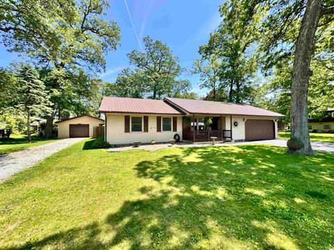 Photo of 1058 S 50 E, Winamac, IN 46996 (MLS # 202620130)