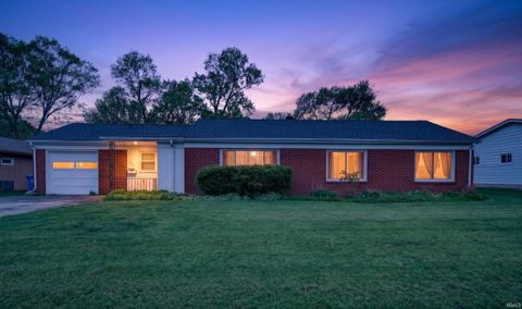 Photo of 621 SOMERSET Drive, Kokomo, IN 46902 (MLS # 202614123)