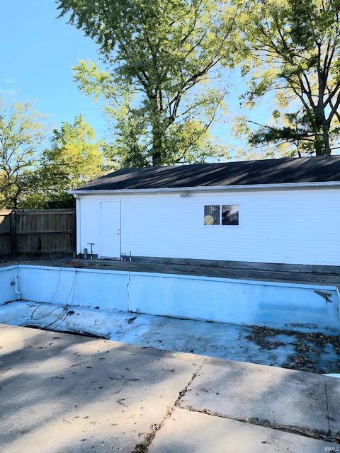 Tiny photo for 2455 Dogwood Ln Ln, Lafayette, IN 47905 (MLS # 202541513)