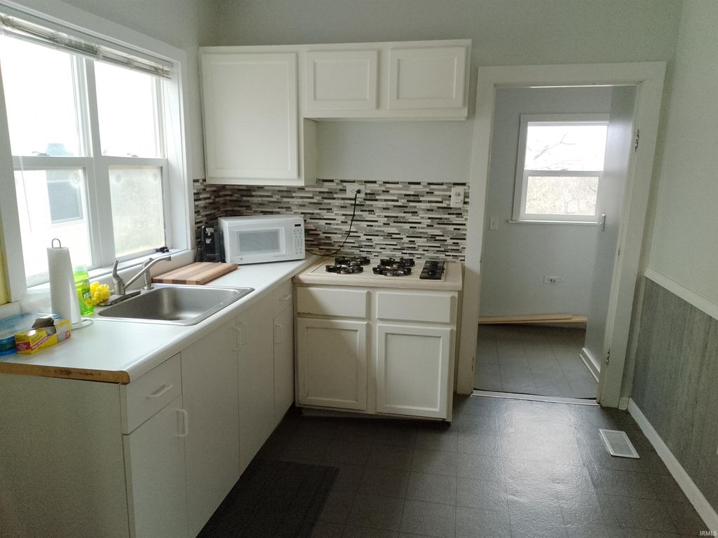 Photo of 6021 E Liberty Drive, Monticello, IN 47960 (MLS # 202608491)