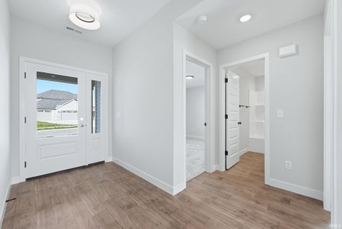 Tiny photo for 988 Arthur Heights Drive, Fort Wayne, IN 46818 (MLS # 202612774)