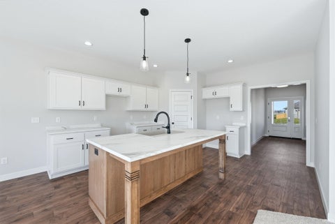 Tiny photo for 988 Arthur Heights Drive, Fort Wayne, IN 46818 (MLS # 202612774)