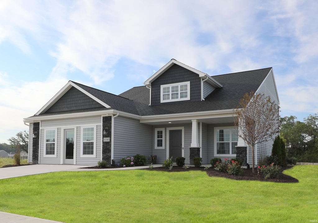 Photo of 15343 Lolusa Way, Fort Wayne, IN 46818 (MLS # 202639114)
