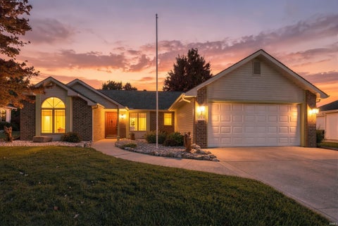 Photo of 1773 E Ravenwood Lane, Columbia City, IN 46725 (MLS # 202643851)