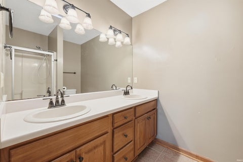 Tiny photo for 1773 E Ravenwood Lane, Columbia City, IN 46725 (MLS # 202643851)