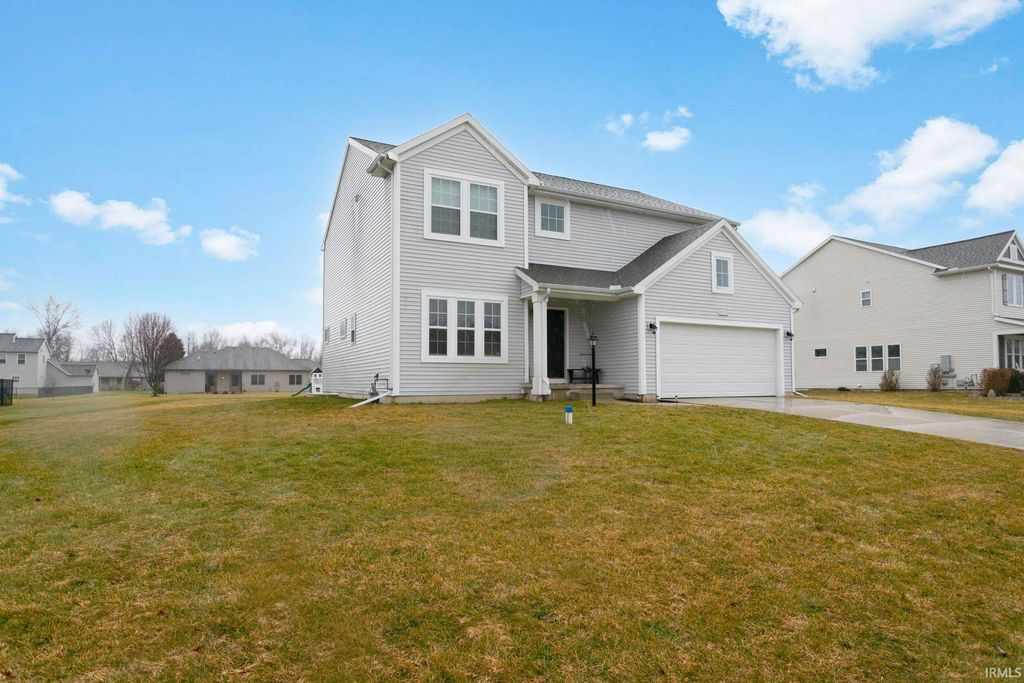 Photo of 28592 Golden Pond Trail, Elkhart, IN 46514 (MLS # 202606802)