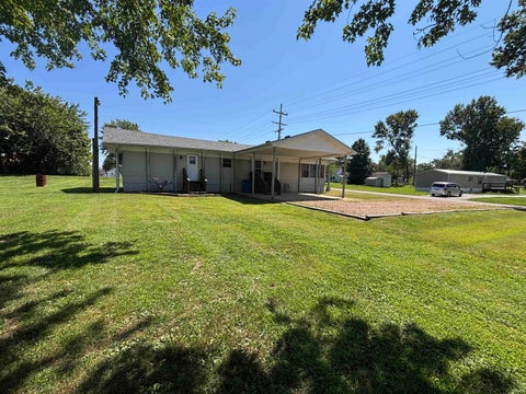 Tiny photo for 320 S levy Street, Jasonville, IN 47438 (MLS # 202635506)