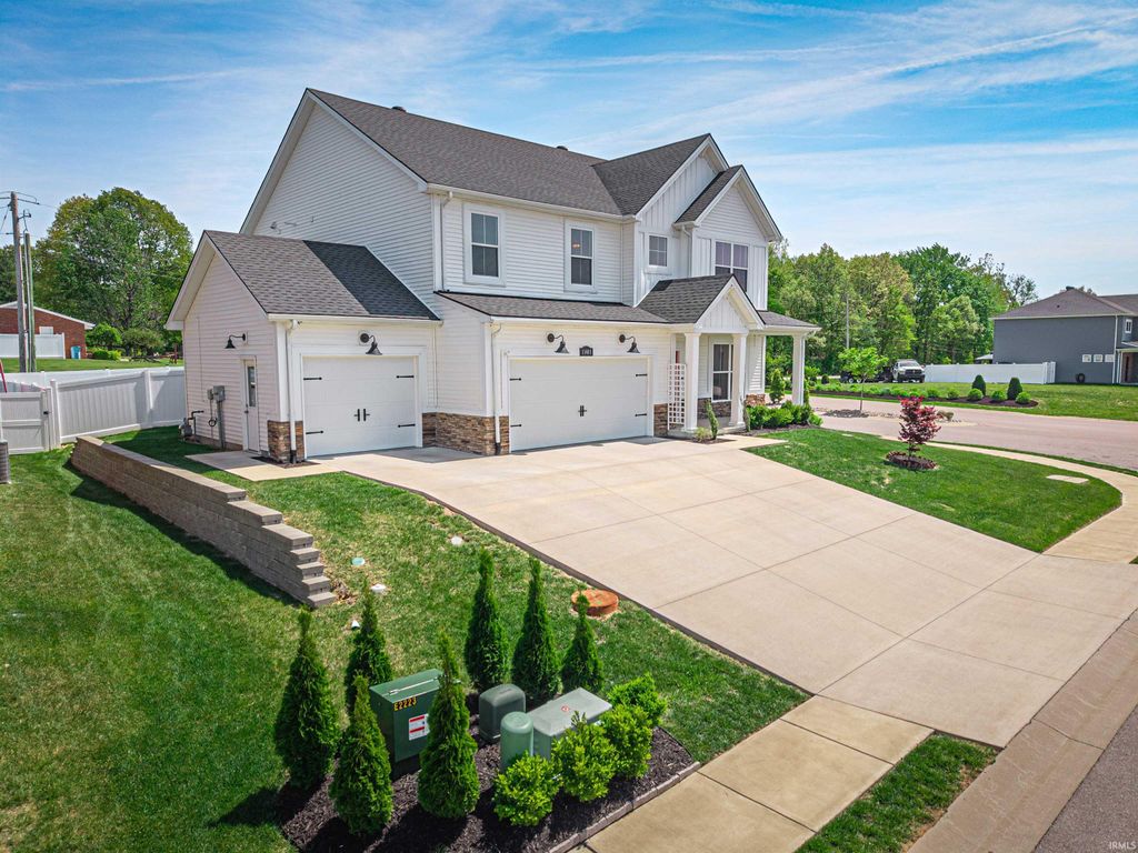 Photo of 11401 Goshen Drive, Evansville, IN 47725 (MLS # 202614283)
