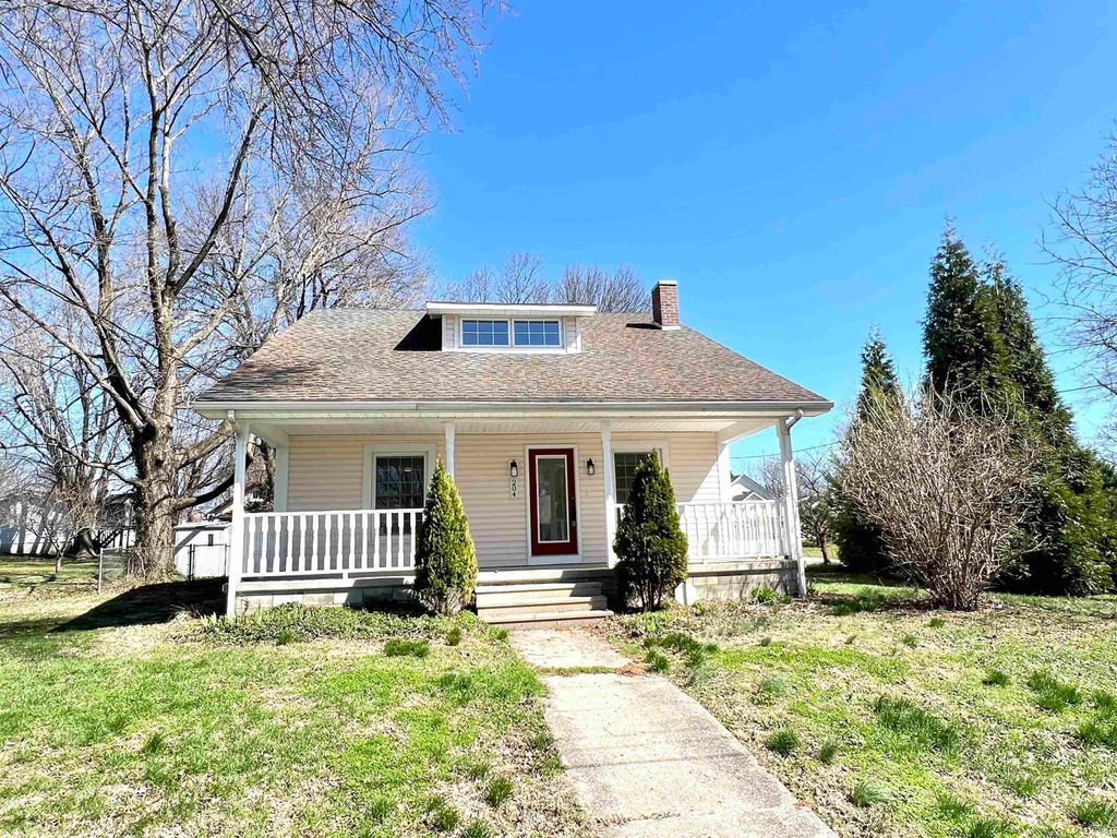 Photo of 204 W Depot Street, Bruceville, IN 47516 (MLS # 202608877)