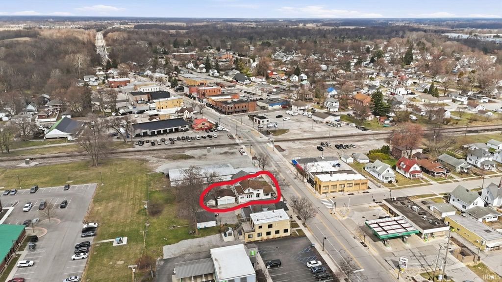 Photo of 622 Broadway Street, New Haven, IN 46774 (MLS # 202608193)