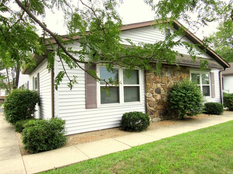 Photo of 1104 E Regency Drive, Bloomington, IN 47401 (MLS # 202632857)