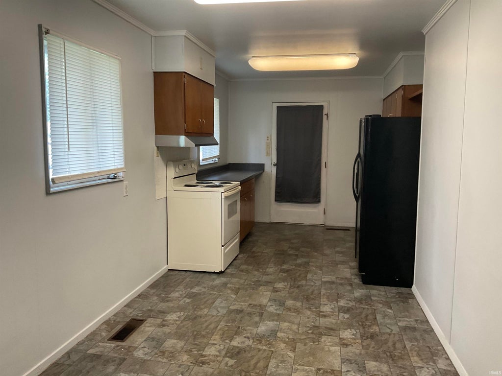 Photo of 3360 Eastwood Drive, Fort Wayne, IN 46805 (MLS # 202634501)