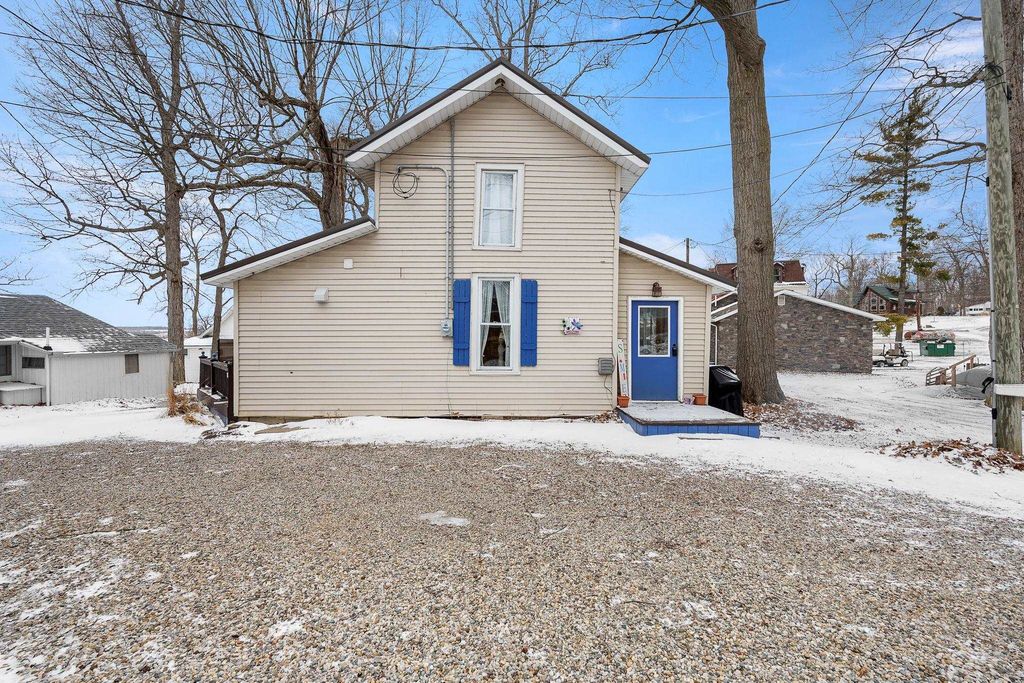 Photo of 440 120 Lane, Hamilton, IN 46742 (MLS # 202606152)