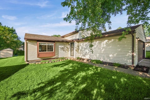 Photo of 3444 Sussex Lane, Lafayette, IN 47909 (MLS # 202640504)