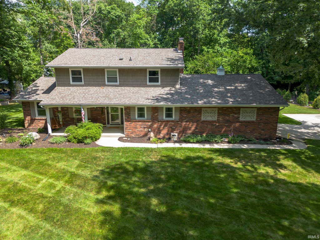 Photo of 10218 Arbor Trail, Fort Wayne, IN 46804 (MLS # 202627809)
