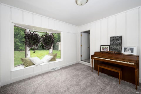 Tiny photo for 10218 Arbor Trail, Fort Wayne, IN 46804 (MLS # 202627809)