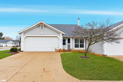 Photo of 1805 Twin Oaks Lane, Lafayette, IN 47905 (MLS # 202544516)
