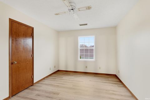 Tiny photo for 1805 Twin Oaks Lane, Lafayette, IN 47905 (MLS # 202544516)