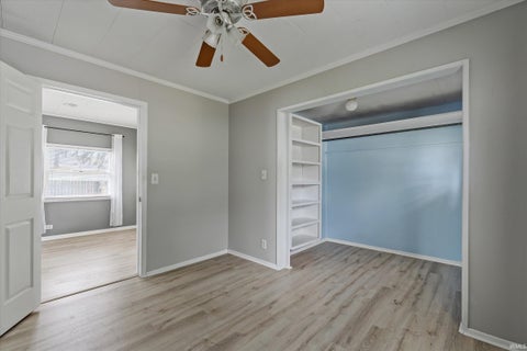 Tiny photo for 2420 Monger Avenue, Elkhart, IN 46517 (MLS # 202619703)