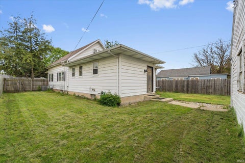 Tiny photo for 2420 Monger Avenue, Elkhart, IN 46517 (MLS # 202619703)
