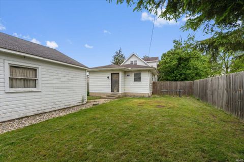 Tiny photo for 2420 Monger Avenue, Elkhart, IN 46517 (MLS # 202619703)