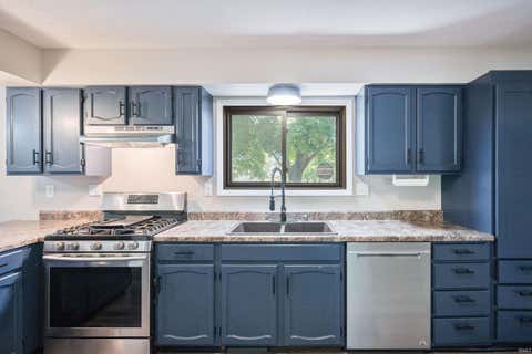 Tiny photo for 7987 N CR 525 W, Royal Center, IN 46978 (MLS # 202624161)