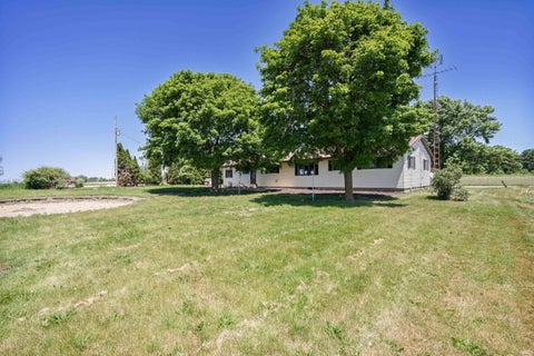 Tiny photo for 7987 N CR 525 W, Royal Center, IN 46978 (MLS # 202624161)
