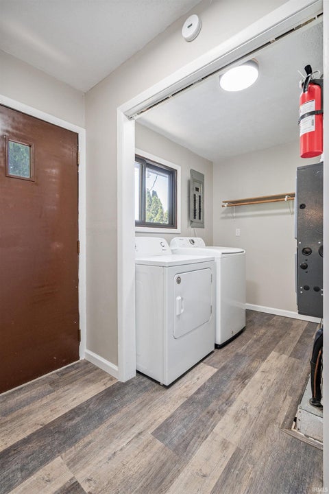 Tiny photo for 7987 N CR 525 W, Royal Center, IN 46978 (MLS # 202624161)