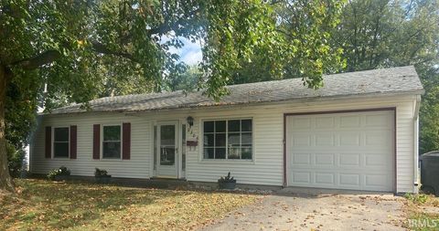 Photo of 2305 Summerfield Drive, Lafayette, IN 47909 (MLS # 202538887)