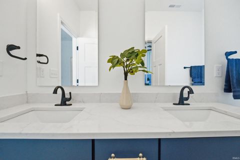 Tiny photo for 347 Haddington Lane, Lafayette, IN 47905 (MLS # 202614539)