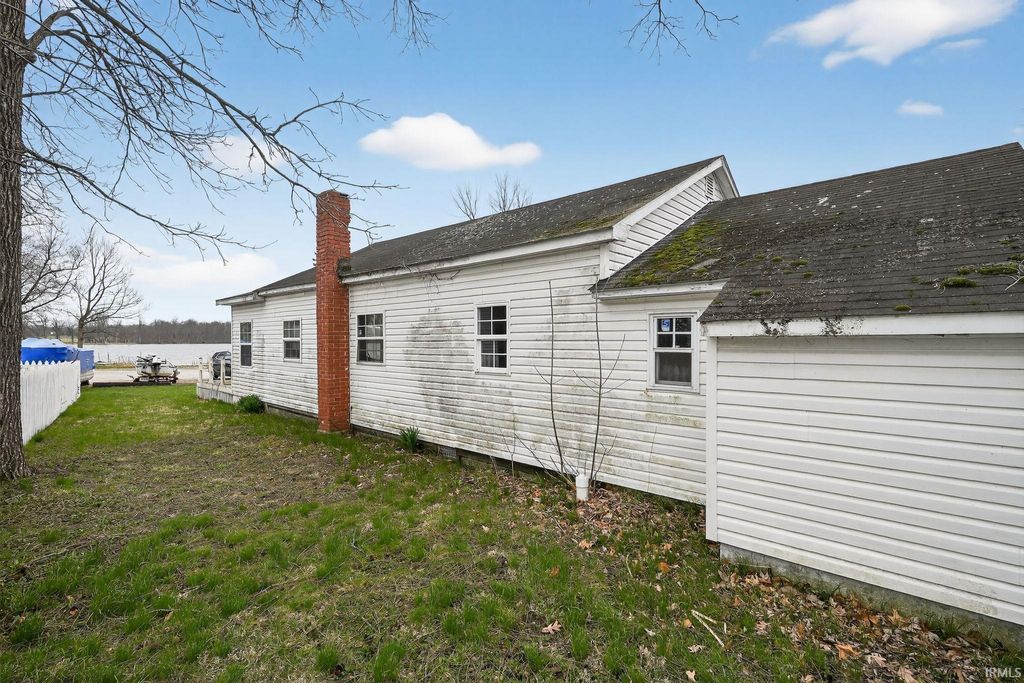 Photo of 3254 Circle Drive, Columbia City, IN 46725 (MLS # 202611795)