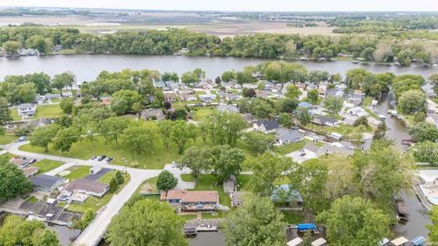 Tiny photo for 11128 N QUIET WATER Road, Monticello, IN 47960 (MLS # 202618701)
