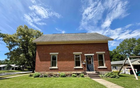 Tiny photo for 403 W Main Street, Delphi, IN 46923 (MLS # 202622795)