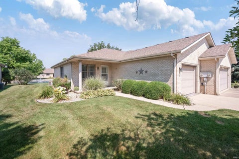 Photo of 1606 Hutchins Drive, Kokomo, IN 46901 (MLS # 202628437)