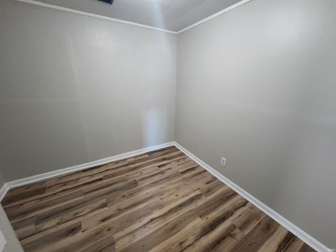 Tiny photo for 2904 Madison Avenue, Evansville, IN 47714 (MLS # 202618483)