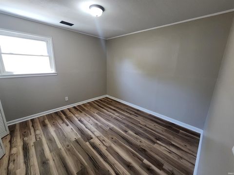 Tiny photo for 2904 Madison Avenue, Evansville, IN 47714 (MLS # 202618483)