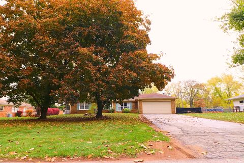 Photo of 4108 Westwind Drive, Lafayette, IN 47909 (MLS # 202545235)