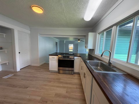Tiny photo for 1527 S Union Street, Kokomo, IN 46902 (MLS # 202631137)
