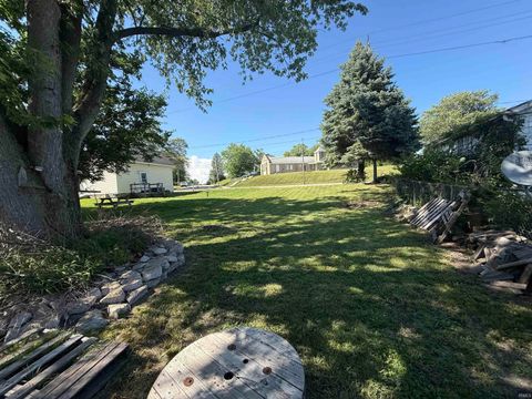Tiny photo for 1508 Woodlawn Avenue, Logansport, IN 46947 (MLS # 202525983)