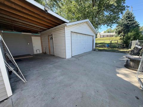 Tiny photo for 1508 Woodlawn Avenue, Logansport, IN 46947 (MLS # 202525983)